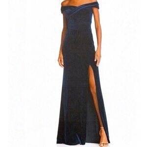 Aidan Mattox Off-the Shoulder Velvet Gown Size 0 Exclusively Bloomingdales